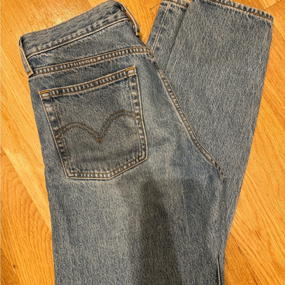 Levi’s wedgie - size 26